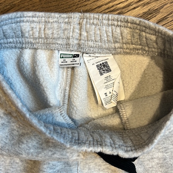 Puma track pants - size 7/8 - Picture 3 of 3